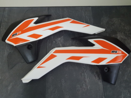 KTM SX 85 ORIGINELE RADIATEURKAPPEN MODELJAAR 2017 GEBRUIKT