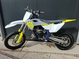 HUSQVARNA TC 65 DEMO  BOUWJAAR 2026 GEHEEL ORIGINEEL 2.6 UUR NIEUW !!!