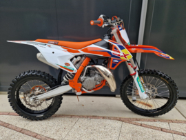 KTM SX 85 GROTE WIELEN 19/16 FACTORY EDITION BOUWJAAR 2023 TOPCONDITIE EN ZEER NETTE STAAT .