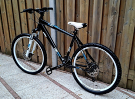 KTM KNOXVILLE MTB 26 INCH COMPLEET NIEUWSTAAT