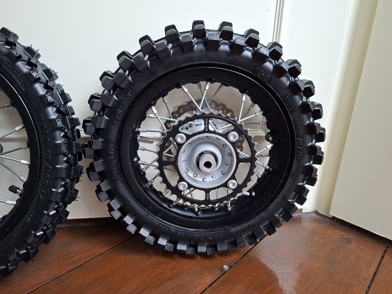 KTM SX 50 / HUSQVARNA TC 50 / GASGAS MC 50 COMPLETE ORIGINELE WIELSET 12 / 10  VERKOCHT