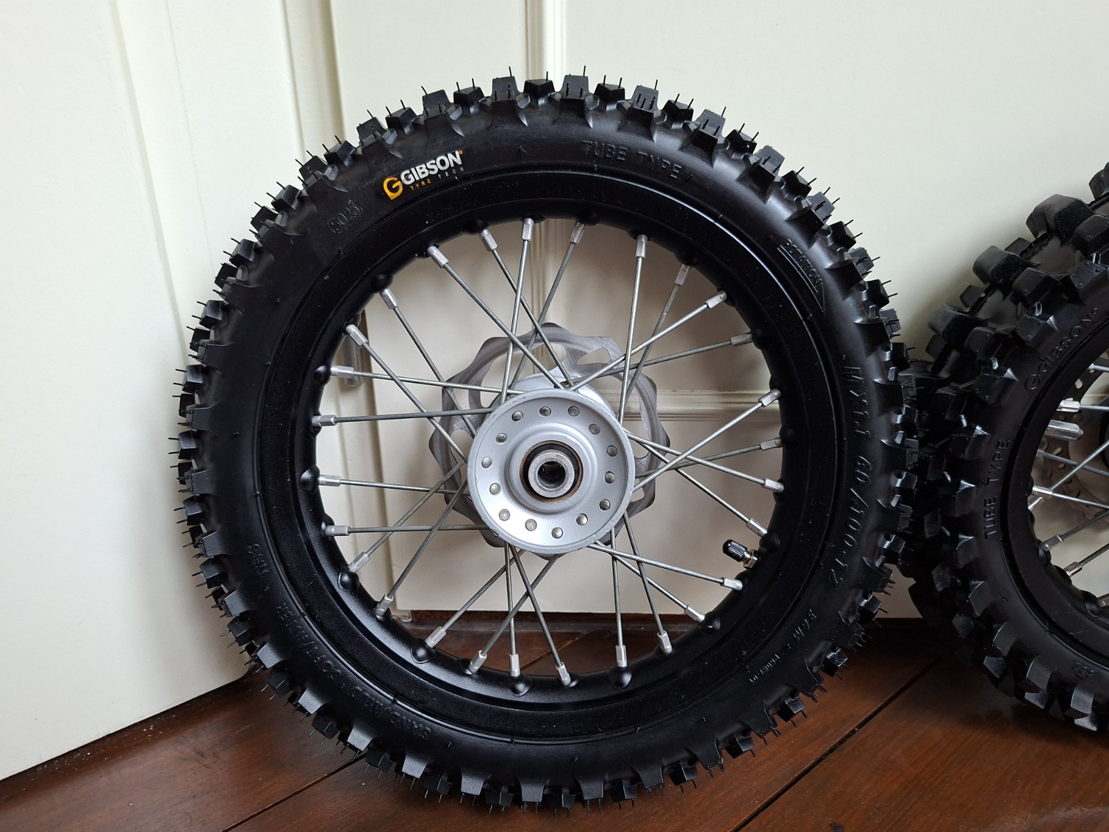 KTM SX 50 / HUSQVARNA TC 50 / GASGAS MC 50 COMPLETE ORIGINELE WIELSET 12 / 10  VERKOCHT
