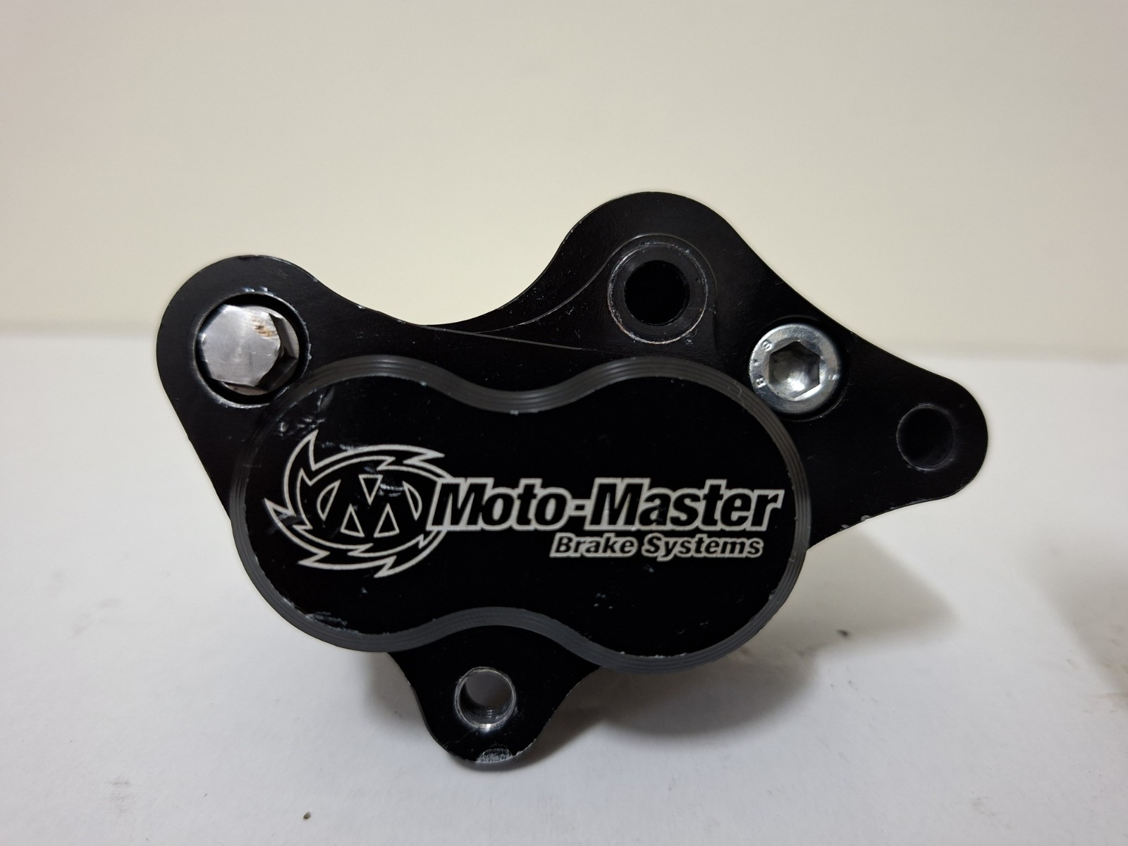 KTM SX 50 / HUSQVARNA TC 50 / GASGAS MC 50 MOTOMASTER 4 ZUIGER REMKLAUW ACHTERREM OVERSIZED ALLE BOUWJAREN T/M 2023 GEBRUIKT