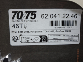 KTM SX 65 / HUSQVARNA TC 65 / GASGAS MC 65 MOTOMASTER ALU ACHTERTANDWIEL ZWART 46 TANDS 2025-2026
