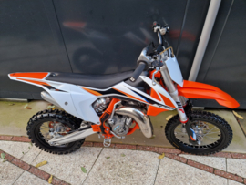 KTM SX 65 BOUWJAAR 2021 SLECHTS 42 UUR GEHEEL ORIGINEEL BETER EN MOOIER NIET TE VINDEN !!VERKOCHT
