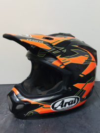 ARAI VX PRO 4 DAZZLE HELM S 56 CM ZWART / ORANJE GEBRUIKT