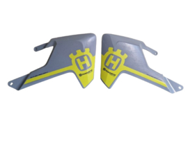 HUSQVARNA TC 65 ORIGINELE RADIATEURKAPPEN 2017 - 2023  GEBRUIKT 