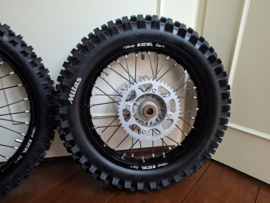 KTM SX 85 / HUSQVARNA TC 85 / GASGAS MC 85 COMPLETE SET GROTE WIELEN 19/16  VERKOCHT