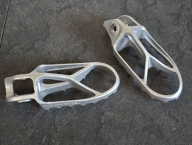 KTM SX 85 / HUSQVARNA TC 85 / GASGAS MC 85 SET ORIGINELE VOETSTEPS 2018 - 2024 GEBRUIKT
