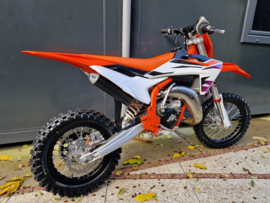 KTM SX 65 BOUWJAAR 2024 SLECHTS 23,6 UUR COMPLEET NIEUWSTAAT !! VERKOCHT