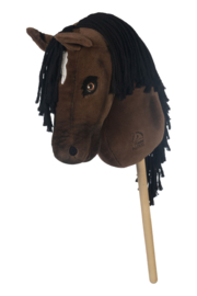 Hhm hobby Horse stokpaardje dressuur Avalon bruin