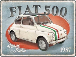 Fiat 500 Red Turin Italia. Metalen wandbord in reliëf 30 x 40 cm