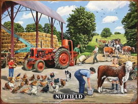 Nuffield Universal 2. Metalen wandbord 30 x 40 cm.