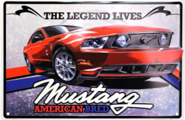 Mustang The Legend Lives. Aluminium wandbord 30,5 x 45,7 cm.