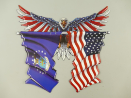 Eagle met Amerikaanse vlag 50 x 46 cm.