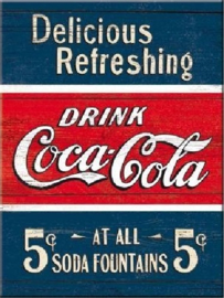 Coca/Cola Delicious R​efreshing. Koelkastmagneet 8 cm x 6 cm.