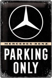 Mercedes - Benz Parking Only Metalen wandbord in reliëf 20 x 30 cm.