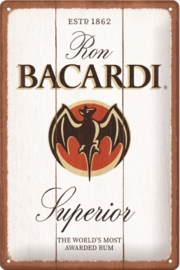 Bacardi Superior White Wood. Metalen wandbord in reliëf 20 x 30 cm.