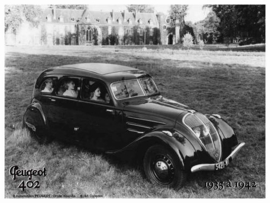 Peugeot 402 1935 a 1942 (2)  Metalen wandbord 15 x 21 cm.