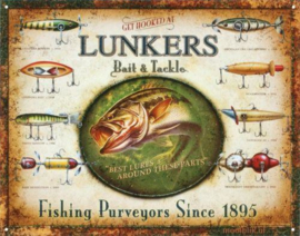 Lunkers Bait & Tackle Metalen wandbord 31,5 x 40,5 cm.