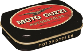Moto Guzzi Pillendoosje 4 x 6 x 1,6 cm.