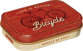 Life is beter on a Bicycle Pillendoosje 4 x 6 x 1,6 cm.