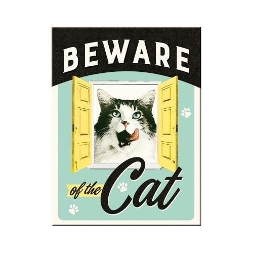 Beware of the Cat. Koelkastmagneet 8 cm x 6 cm..