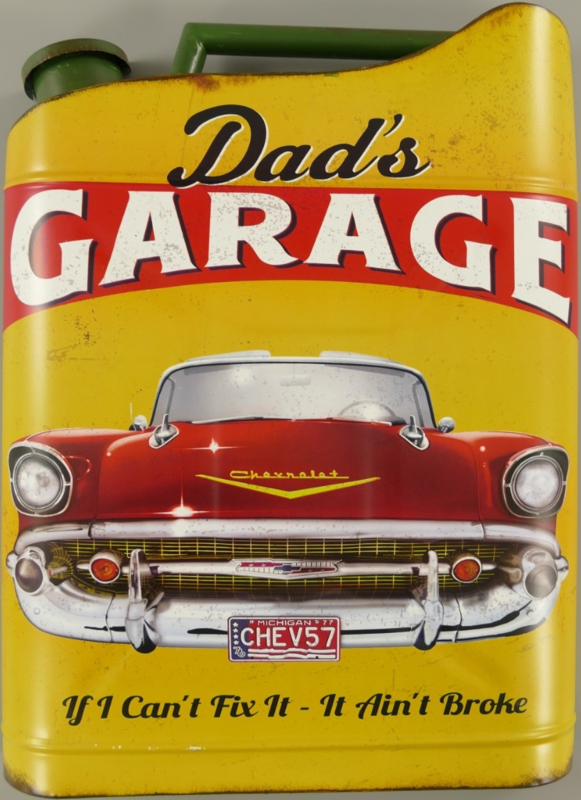 Dad's Garage.  Metalen wandbord 33 x 45 x 5,5 cm.​
