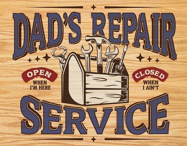 Dad's Repair Service.  Metalen wandbord 31,5 x 40,5 cm.