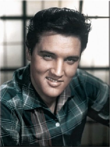 Elvis Presley in kleur. Koelkastmagneet 8 cm x 6 cm.