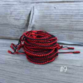 #9 Tibetan red/black ( set 10 stuks )