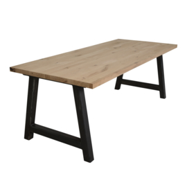 Eikenhouten tafel Maxim