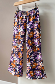 Flared Aubergine Flowers
