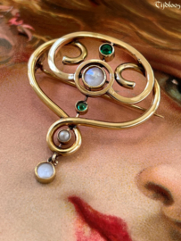 Jugendstil Brooch
