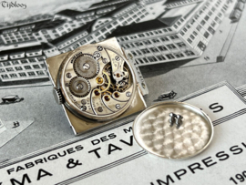 Tavannes 'La Captive' Reishorloge