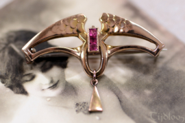Art Nouveau Brooch
