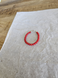 - Baby Armbandje - Bloedkoraal