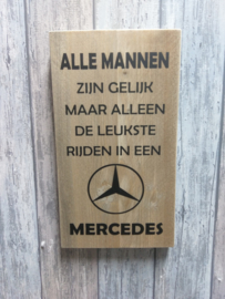 Tekstbord alle mannen zijn gelijk