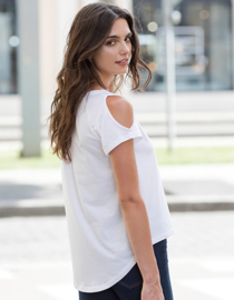 ONELLA OPEN SHOULDER T-SHIRT WHITE