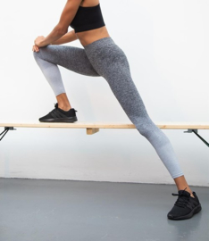 ONELLA SEAMLESS FITNESSLEGGING FADE OUT GREY MELANGE