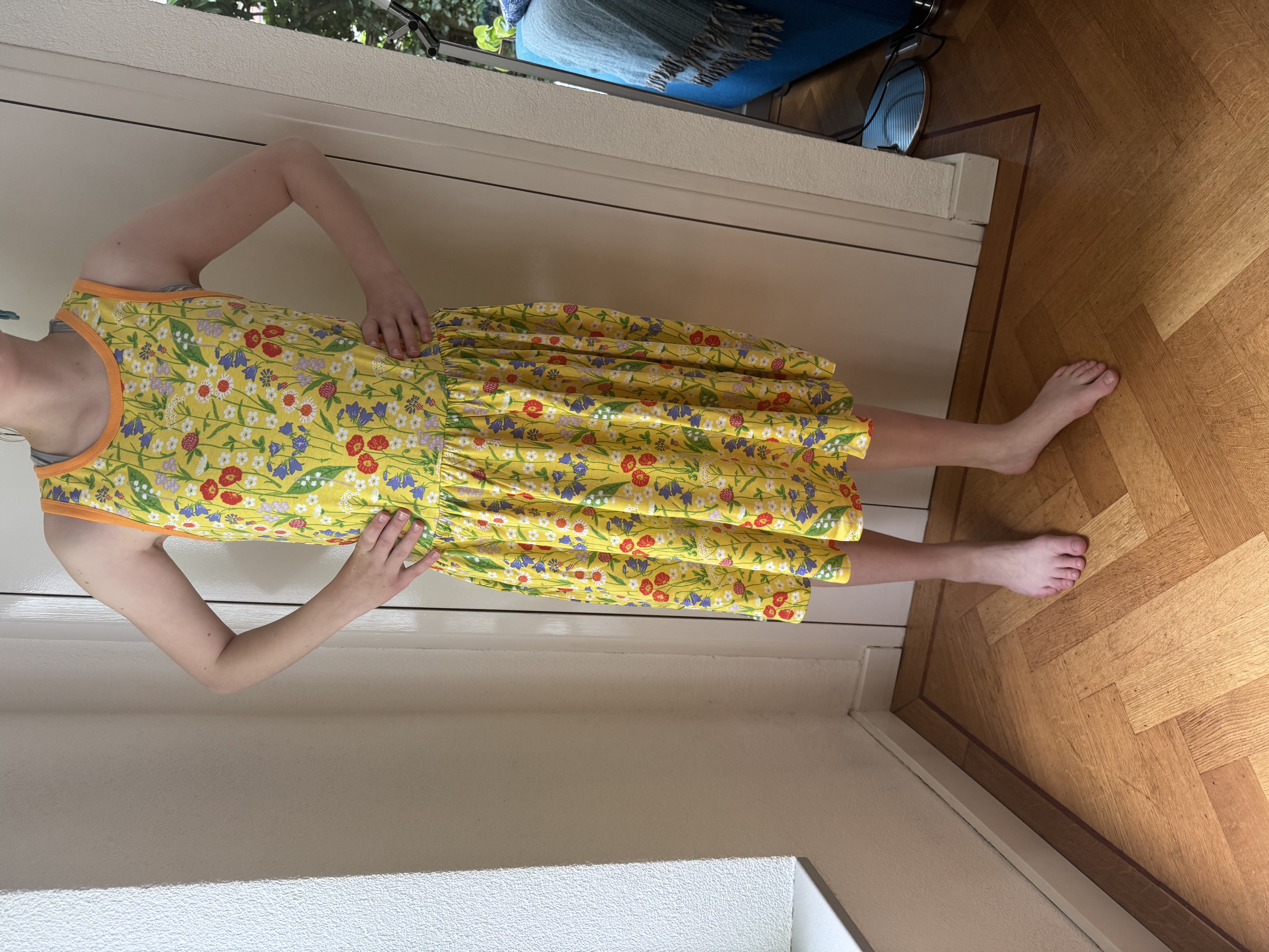 Duns mouwloos zwierjurkje Midsummer Flower Yellow