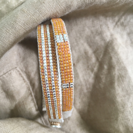 Armband type 'stripes', oranje met zilver, Ibu Jewels