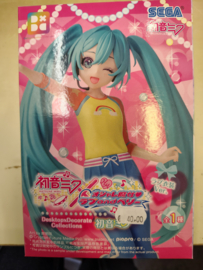 HATSUNE MIKU - DESKTOP X DECORATE FIGURE - HATSUNE MIKU LOVE COSTUME