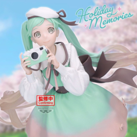 HATSUNE MIKU - HOLIDAY MEMORIES FIGURE COLLECTION - CAMERA