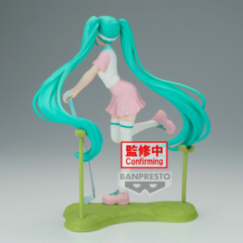 HATSUNE MIKU - HOLIDAY MEMORIES - GOLF