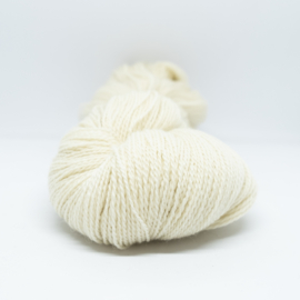 Huldra Kamgarn - Ubleket Hvit 8026