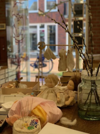 Inschrijving  voor: Workshop "Klassieke Pop in  Waldorf Stijl" door Ineke Gray