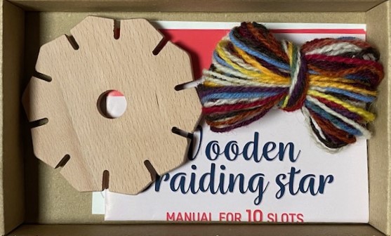 Braiding Star with Wool