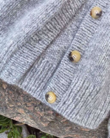 Course "Knit Your Own Novice Cardigan Chunky (Top-Down)" by Sarah Jane