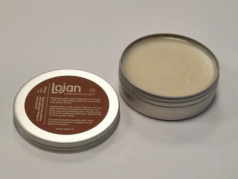 Lojan Beeswax Polish
